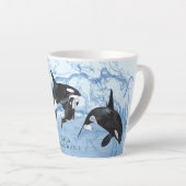 Incredible Black and White Watercolor Orcas Latte Mok (Rechterhoek)
