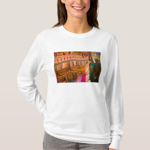 INDIA, Goa, Baga: zaterdagavondmarkt (NR) T-shirt