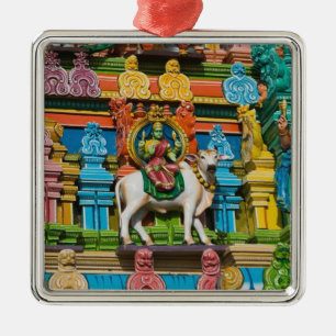 INDIA, Tamil Nadu, Chennai: Kapaleeshwarar Metalen Ornament