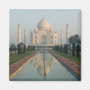 INDIA, Uttar Pradesh, Agra: Taj Mahal, ochtend Magneet