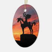 Indiaan en paard keramisch ornament (Links)