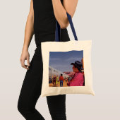  Indiaan op een treinstation Tote Bag (Voorkant (product))