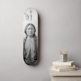 Indiaans icoon: Lakota leider Sitting Bull Persoonlijk Skateboard