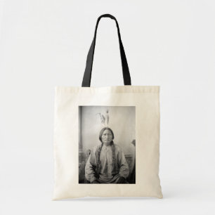 Indiaans icoon: Lakota leider Sitting Bull Tote Bag
