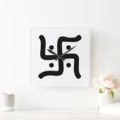 indiaans traditioneel hindu swastika symbool relig vierkante klok (Huis)