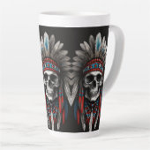 Indiaanse Chief Skull met hoofdtooi Latte Mok (Rechterhoek)