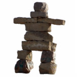 Indiaanse Inuit Inukshuk gebeeldhouwd geschenk Fotobeeldje Magneet<br><div class="desc">Een mystisch Native American Inukshuk Symbool van Power Magnet voor geschiedenisliefhebbers! Dit zeer coole afbeelding is voorzien van een zeer herkenbare Inuit Inukshuk of stone man (Caïro), die door Inuit Eskimo en andere Noord-Amerikaanse Indische stammen wordt gebruikt om manieren te shows om de wilde natuur te beschermen en te ondervangen....</div>