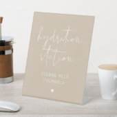 INDIE Bohemian Beige Cream Hydration Station Reclamebord Met Voetstuk