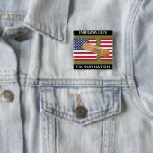 INDIGNATIE FIX ONZE NATIE VIERKANTE BUTTON 5,1 CM (In situ)