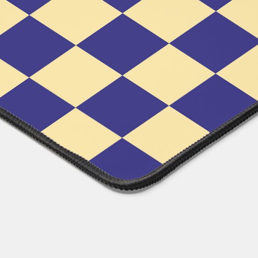 Indigo and butter checkerboard pattern bureaumat (Hoek)