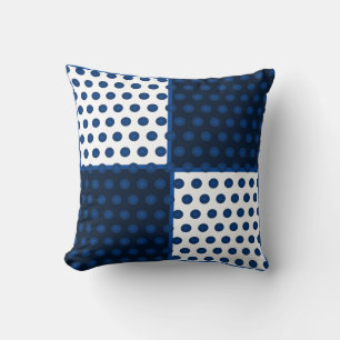 Indigo blauwe vlekken op blauw en wit kussen