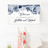 Indigo Blue Floral Engagement Party Welkomstbanner Spandoek (Insitu)