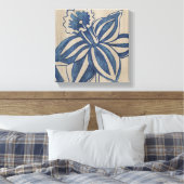 Indigo Daffodil Canvas Afdruk (Insitu (Slaapkamer))