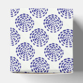 Indigo donkerblauw gestreept cirkelpatroon op wit bedankdoosjes (Bovenkant)