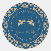 Indigo & Honeycomb Golden Bee Wedding Shower Ronde Sticker (Voorkant)