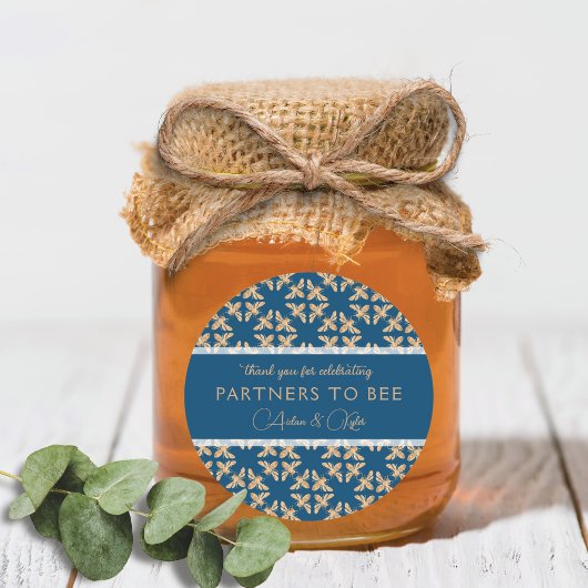Indigo & Honeycomb Golden Bee Wedding Shower Ronde Sticker