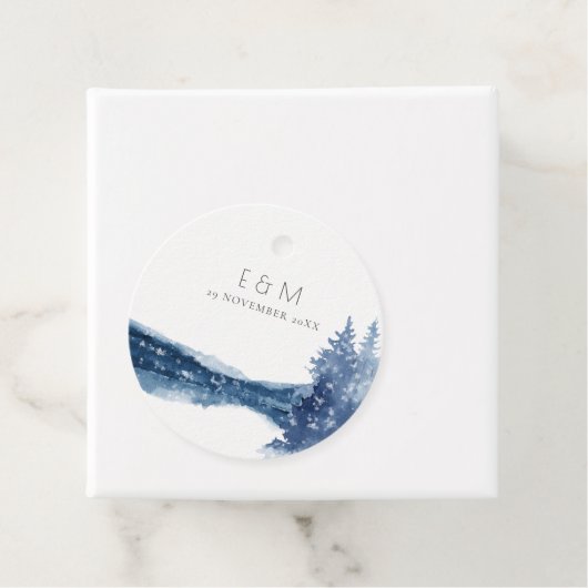 INDIGO INK BLUE MOUNTAIN LAKE MONOGRAM WEDING BEDANKJES LABELS (In situ)