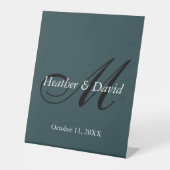 Indigo Kleur Stijlvolle Schattigee Monogram Bruilo Reclamebord Met Voetstuk (Voorkant)