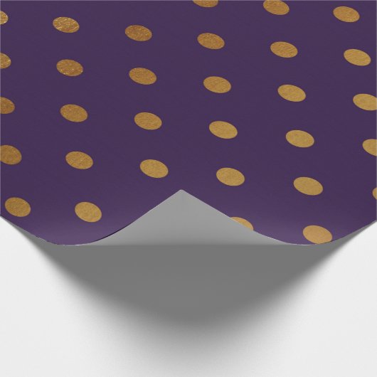 Indigo Paarse Plum Golden Small Polka Dots Cadeaupapier (Hoek)