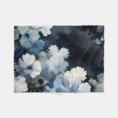 Indigo Petals Fleece Deken