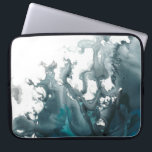 Indigo Tempest Laptop Sleeve<br><div class="desc">Indigo Tempest I van June Erica Vess. Uniek en abstract ontwerp dat in verschillende tinten van blauw wordt gedaan diffuus naar buiten in de witte achtergrond.</div>