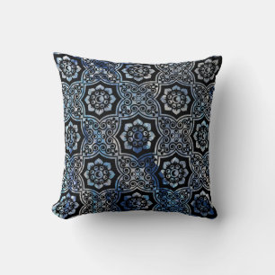 Indische batik - blauw kussen