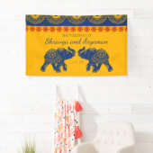 Indische Gedekte olifanten op Royal Blue Wedding Spandoek (Insitu)