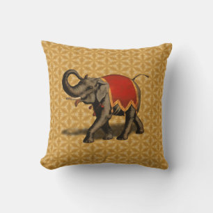 Indische olifant met rode doek kussen