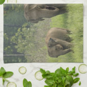 Indische Olifantenfamilie Theedoek (Gevouwen)