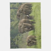 Indische Olifantenfamilie Theedoek (Verticaal)