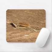 Indische palmvierkant op een boomstam muismat (Met muis)
