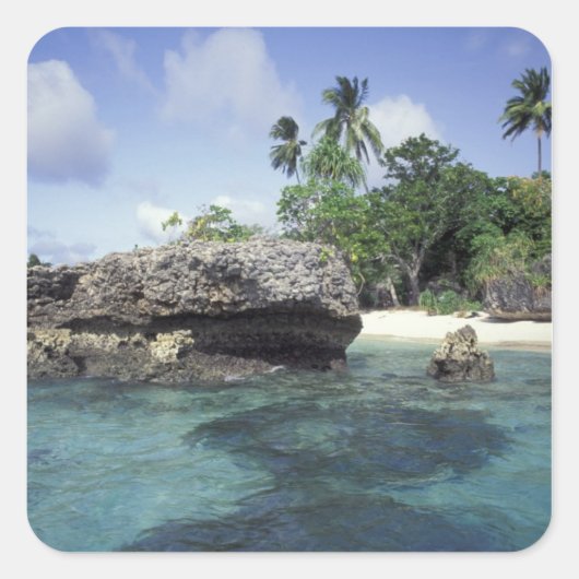 Indonesië. Rotsformaties langs de kust Vierkante Sticker (Voorkant)