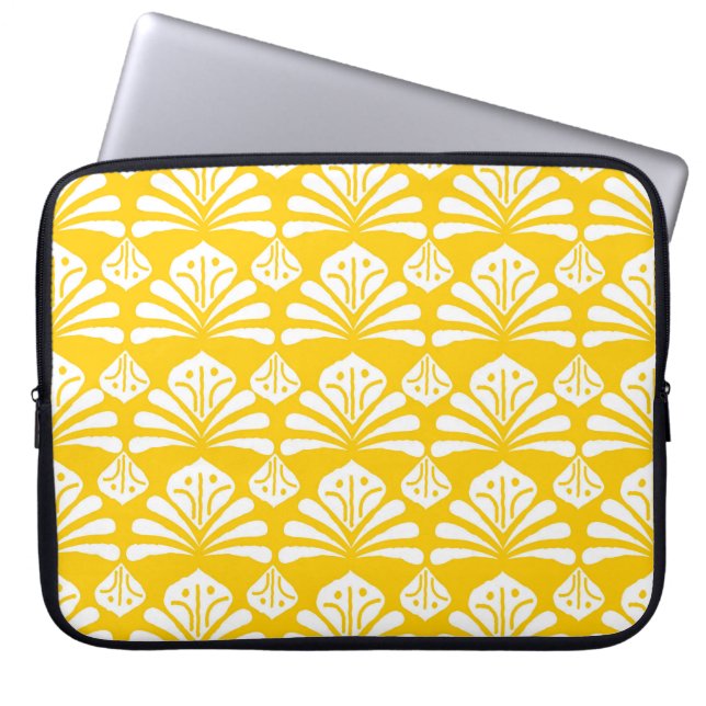 Indonesisch batik typisch ontwerp, combinatie van  laptop sleeve (Voorkant)