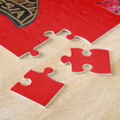 Indonesische Schaduwpop Hohoho Design op rood doek Legpuzzel (Zijkant)