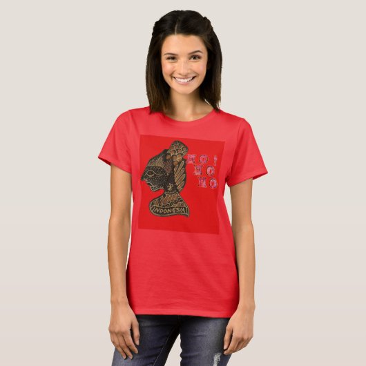 Indonesische Schaduwpop Hohoho Design op rood doek T-shirt (Voorkant volledig)