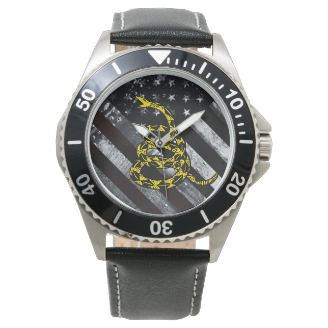 Industrial American Flag and Snake Clock Horloge (Voorkant)