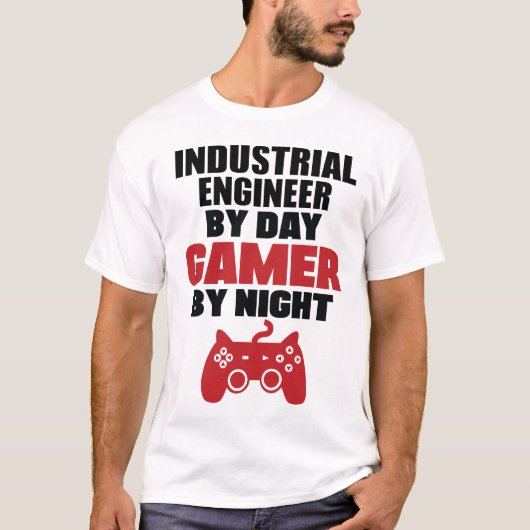 Industriële ingenieur bij daggaming 's nachts t-shirt (Voorkant)