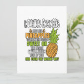 Industriële ingenieurs zijn als ananassen. feestdagenkaart (Staand voorkant)