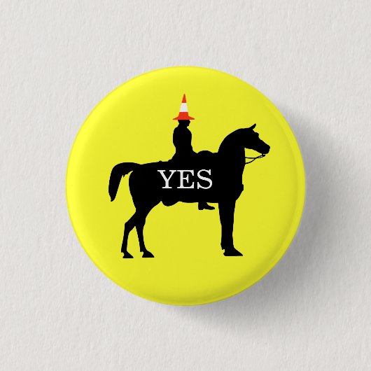 Indy Duke of Wellington Yes Horse Button Badge (Voorkant)