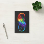 Infineensymbool met regenboogvanger post-it® notes (Kantoor)