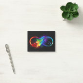 Infineensymbool met regenboogvanger post-it® notes (Kantoor)