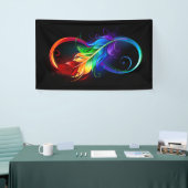 Infineensymbool met regenboogvanger spandoek (Beurs)