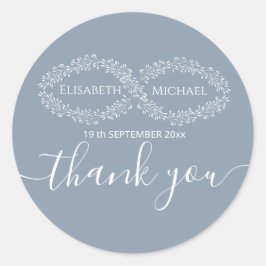 Infineste stoffige blauwe botanische romantische e ronde sticker