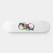 Infiniteitssymbool met regenboogRoos Persoonlijk Skateboard (Horizontaal)