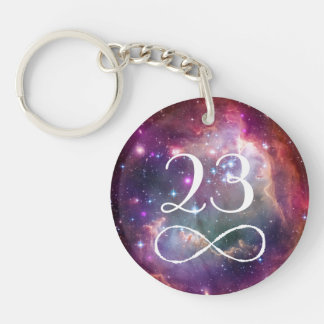 Infinity loop en galaxy space hipster monogram sleutelhanger