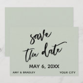Informele handgeschreven saliegroene trouwtypograf save the date (Voorkant / Achterkant)
