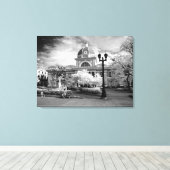 Infra Red van het Parlement in Cienfuegos Cuba Canvas Afdruk (Insitu (Houten vloer))