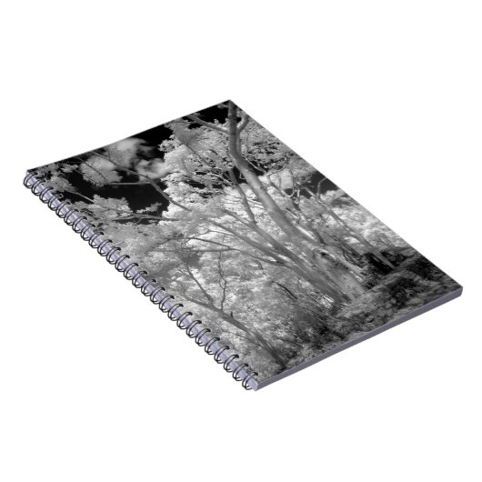 Infrarood van bomen in gebouwen en trails in Las 2 Notitieboek (Rechterzijde)