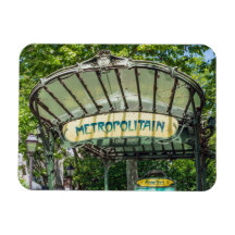 Ingang metro in Montmartre - Parijs