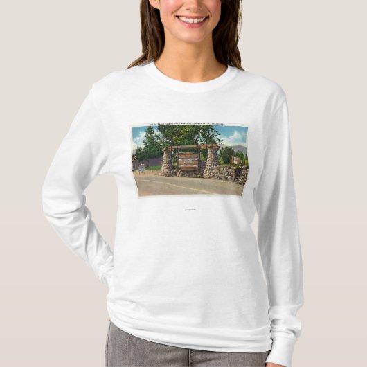 Ingang naar Whiteface Mt. Highway T-shirt (Voorkant)